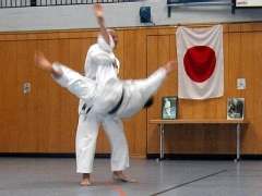 hanskarl-2002-112-n1