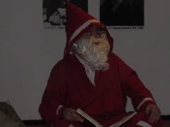 2012-12-06-kinder-xmas-20